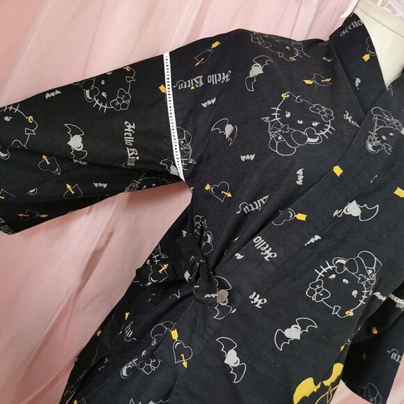 Devil Hello Kitty Outfit Size Small Black Top Shorts Cosplay Sleepwear Halloween - Picture 10 of 12